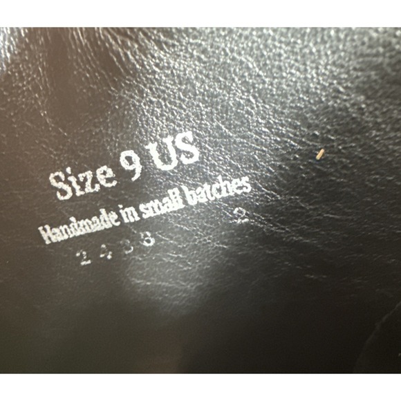 Thursday Boot Co Women's Size 9 US Black Ankle Boots Zipper Leather Bootie - Picture 6 of 7